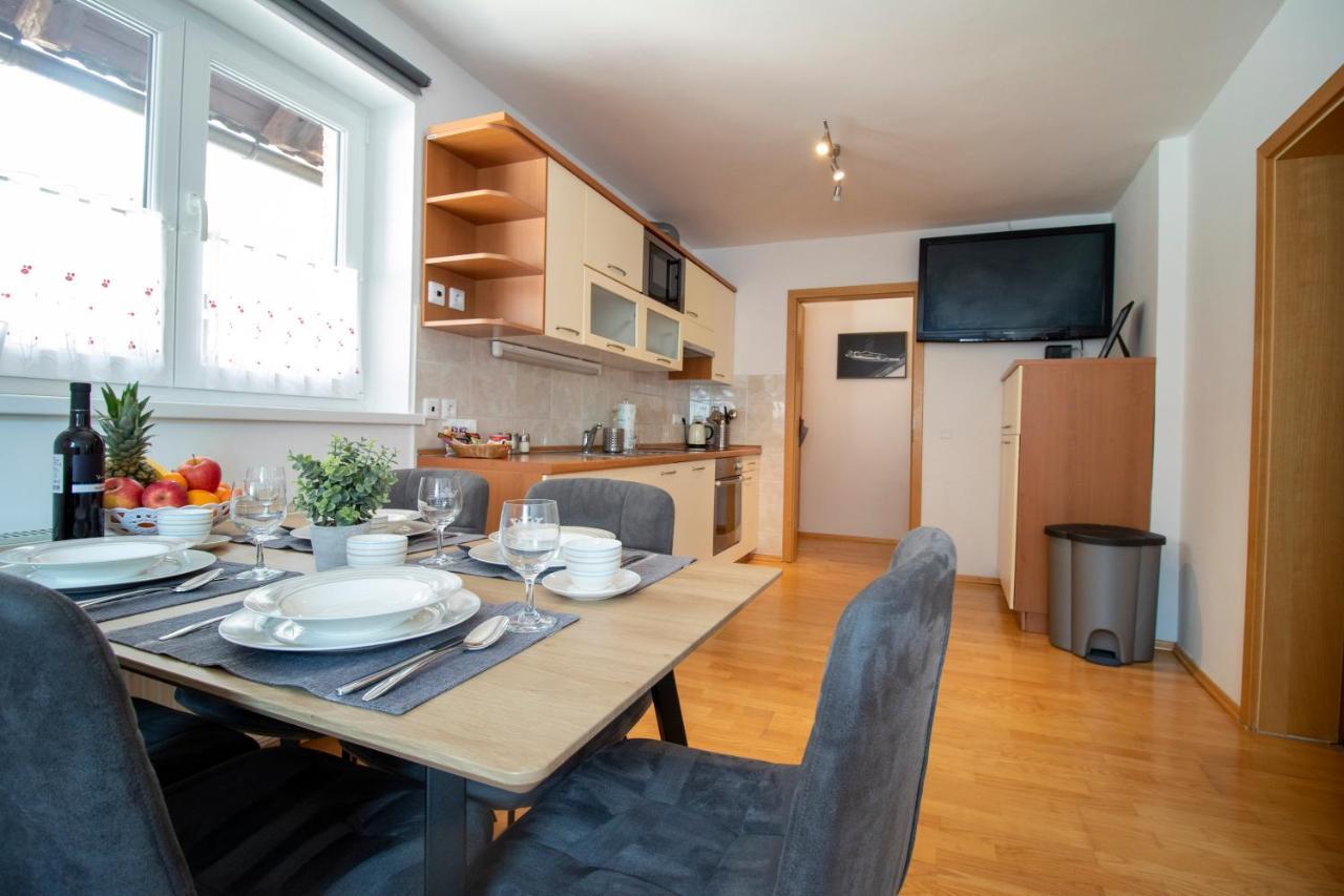 Apartments Pod Bregom Kranjska Gora Kültér fotó
